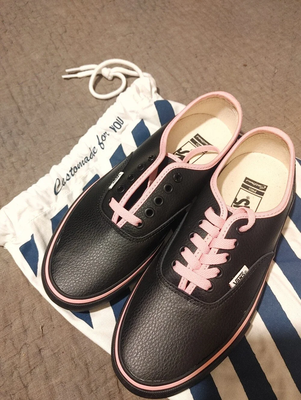 Men's Custom Van's Size 7.5